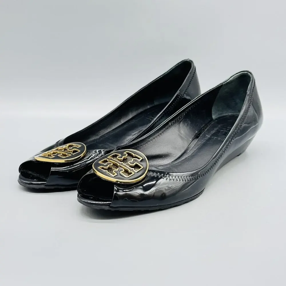 Tory Burch Shoes Womens 8 Black Patent Wedge Heel Pumps Peep Toe Logo Flats